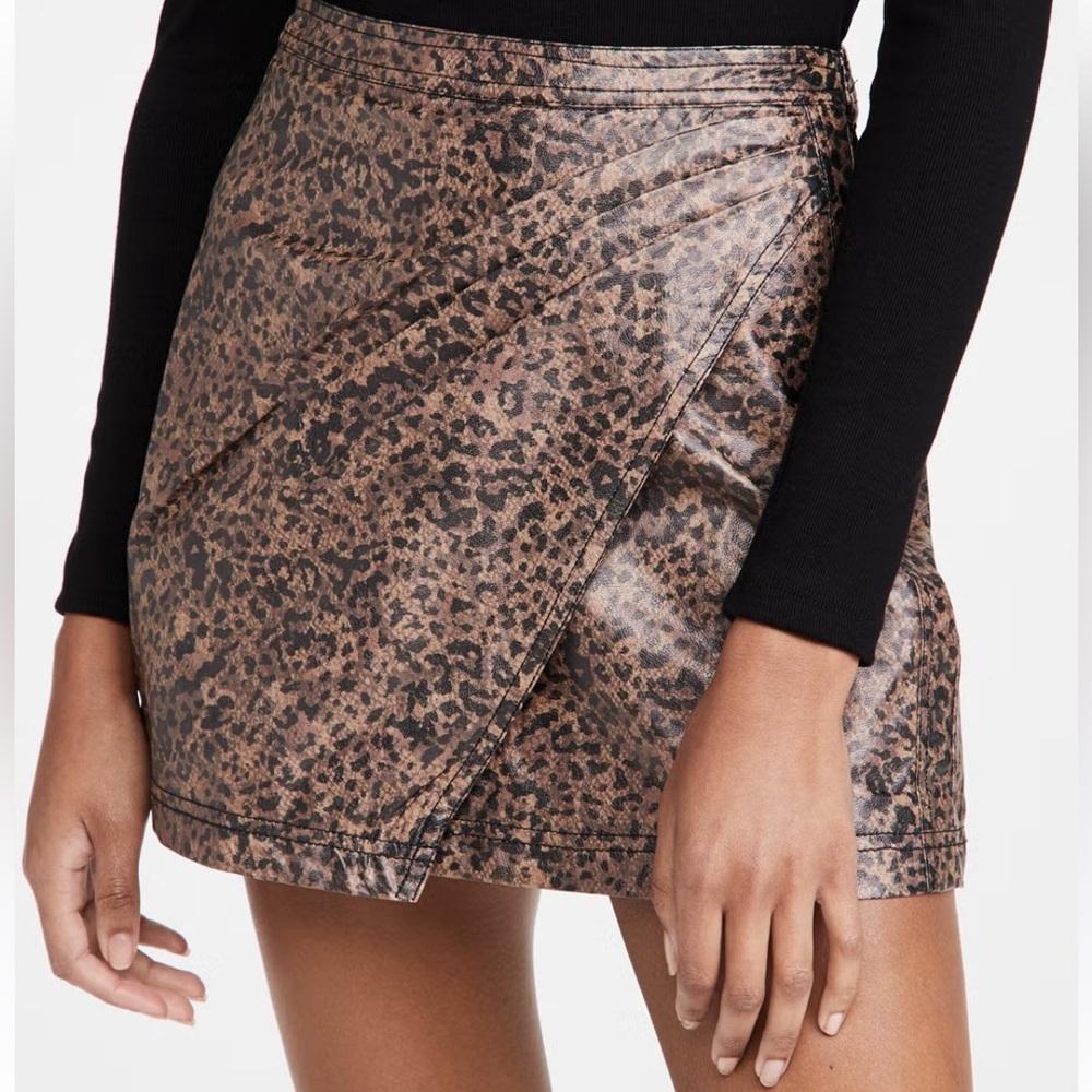 Free People Fake Out Leopard Faux Leather Wrap Mini‎ Skirt Size 12
